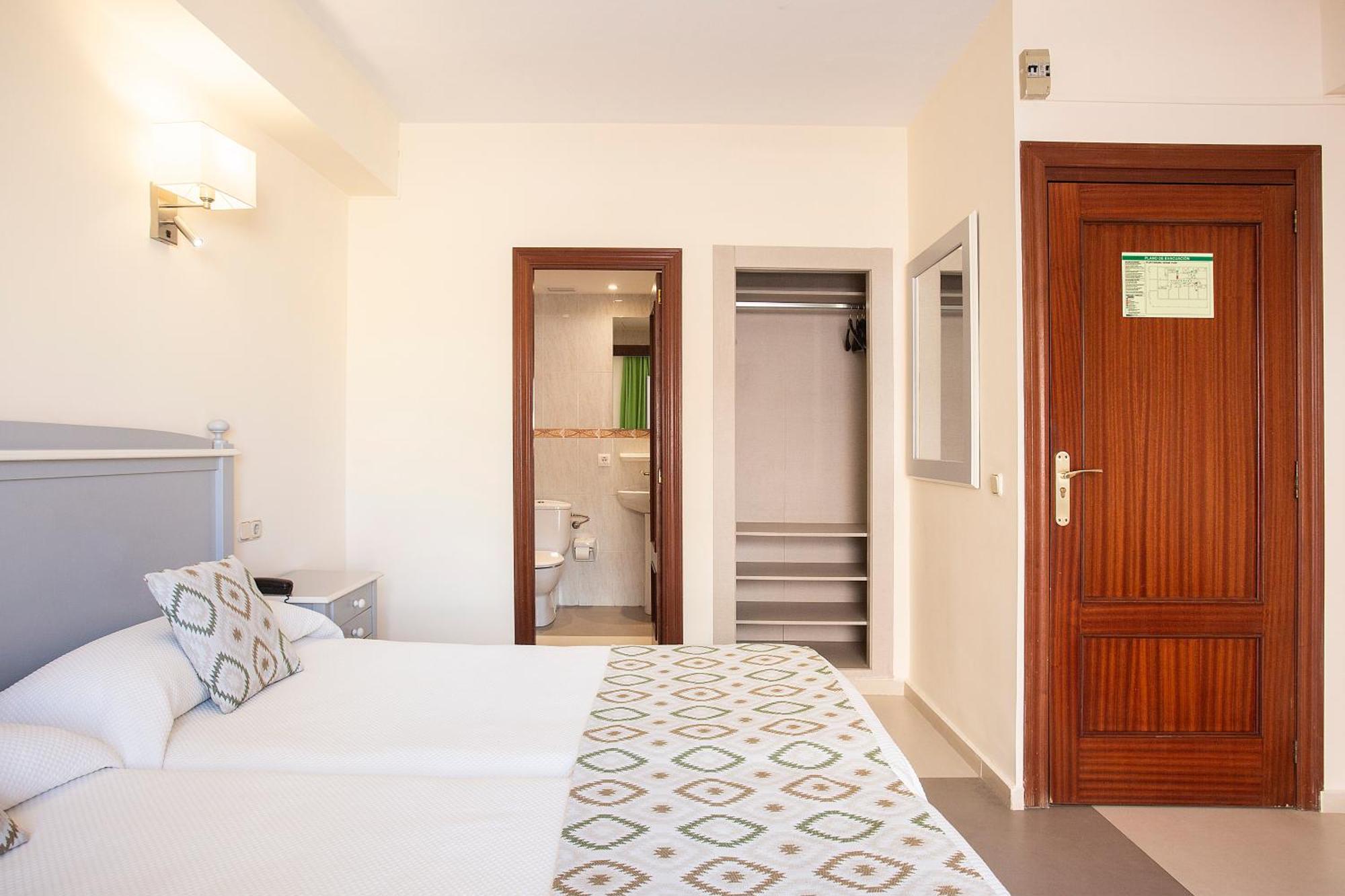 Playa Sol Hotell 2*