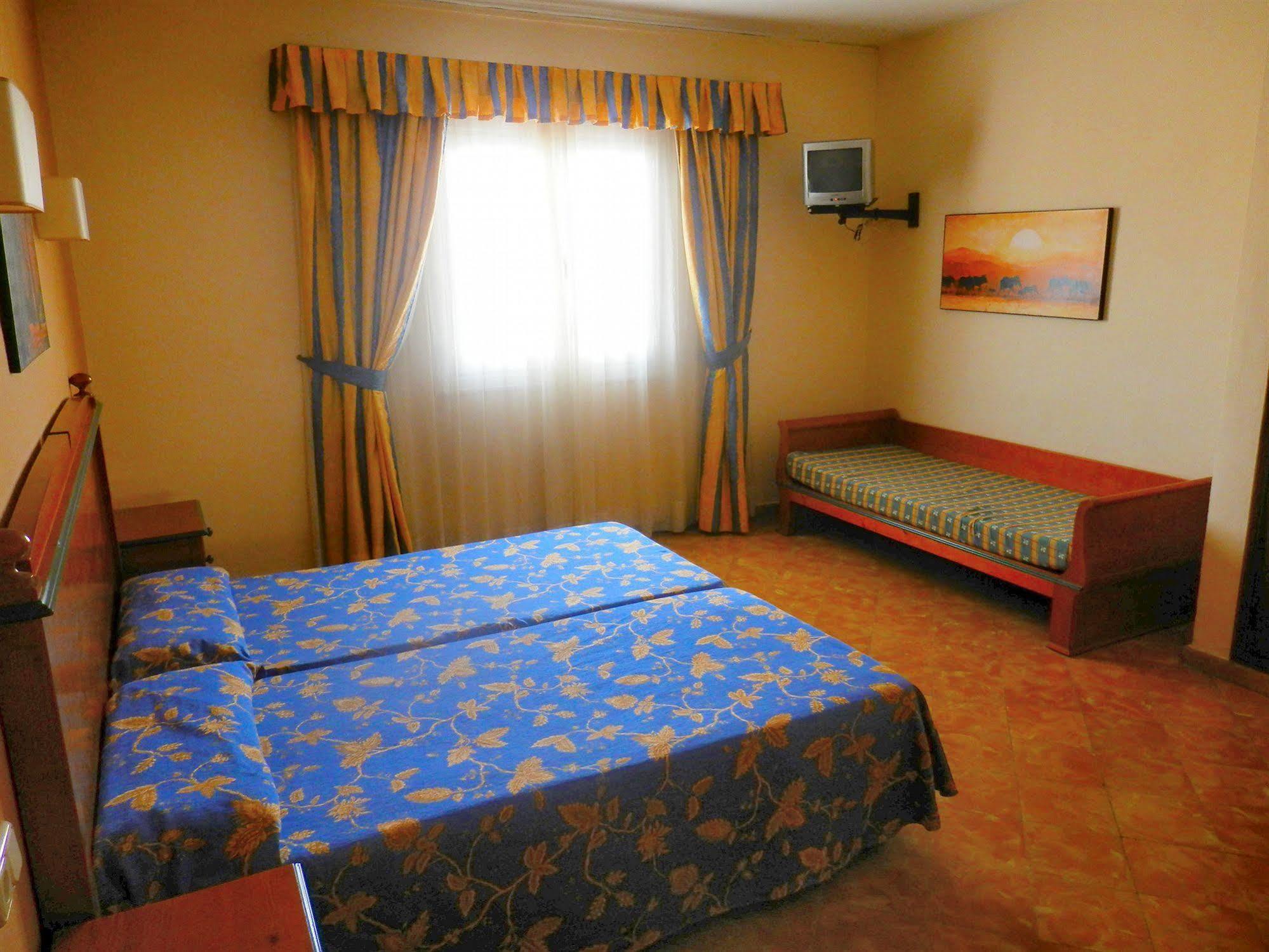 Playa Sol Hotell 2*